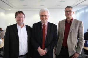 v.l.n.r. Hans-Georg Nelles (Vorsitzender), Klaus Bösche (Ministerium) , Stephan Buttgereit (Stellvertr. Vorsitzender) (Foto: LAGV NRW)
